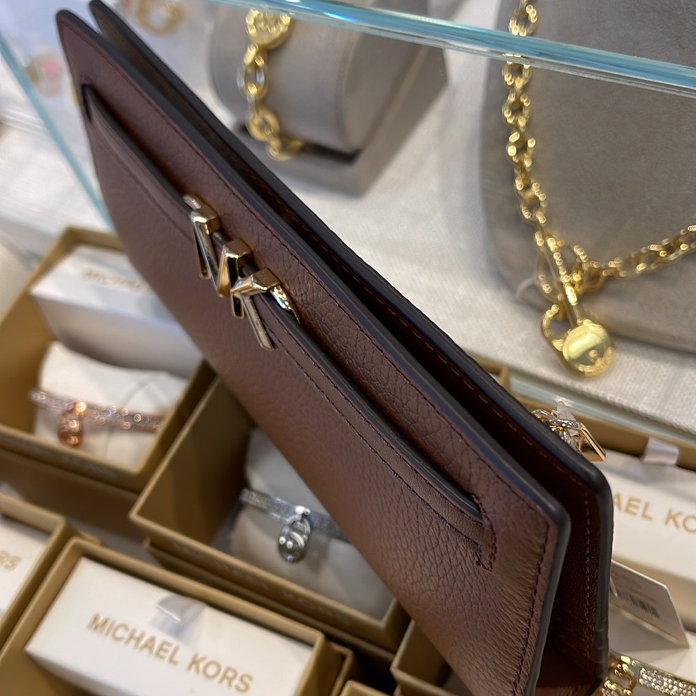 Michael Kors Reed Lg Bifold Pebbled Leather Snap Wallet Card Case 
Luggage 
NWT - Picture 10 of 16